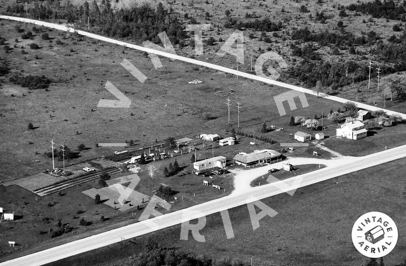 Honest Injuns Tourist Trap - 1993 Photo (newer photo)